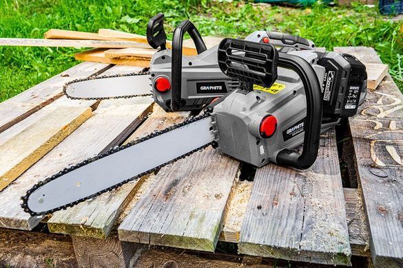 Акумуляторна ланцюгова пила GRAPHITE Energy+ 18V Li-Ion, шина 10" (250 мм), без акумулятора 58G034